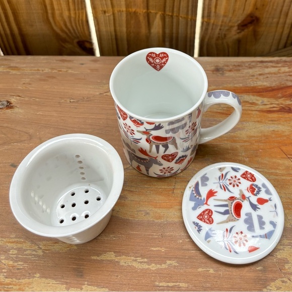 Cha Cult Hamburg Porcelain Tea Cup & Lid with Moose Hearts & Flowers Size 9oz - Picture 3 of 11